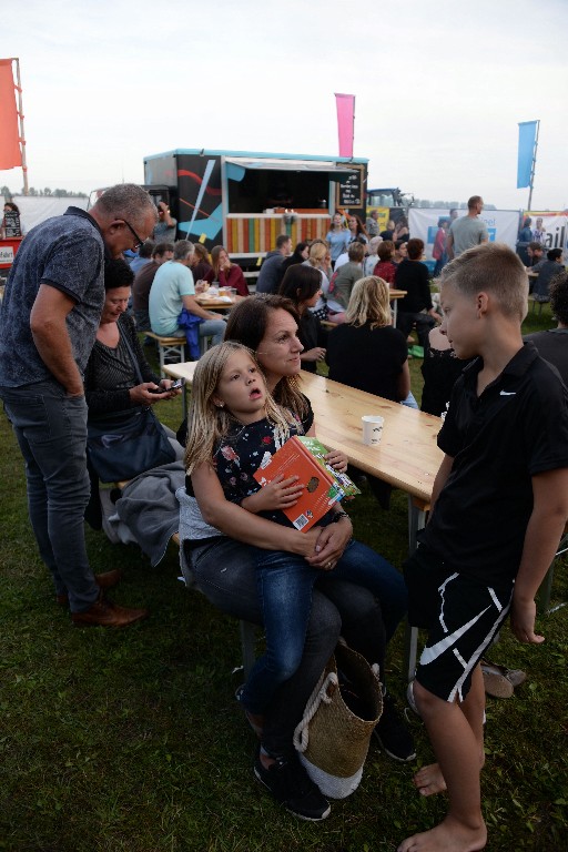 ../Images/Vrijdag Loungefest 2017 082.jpg